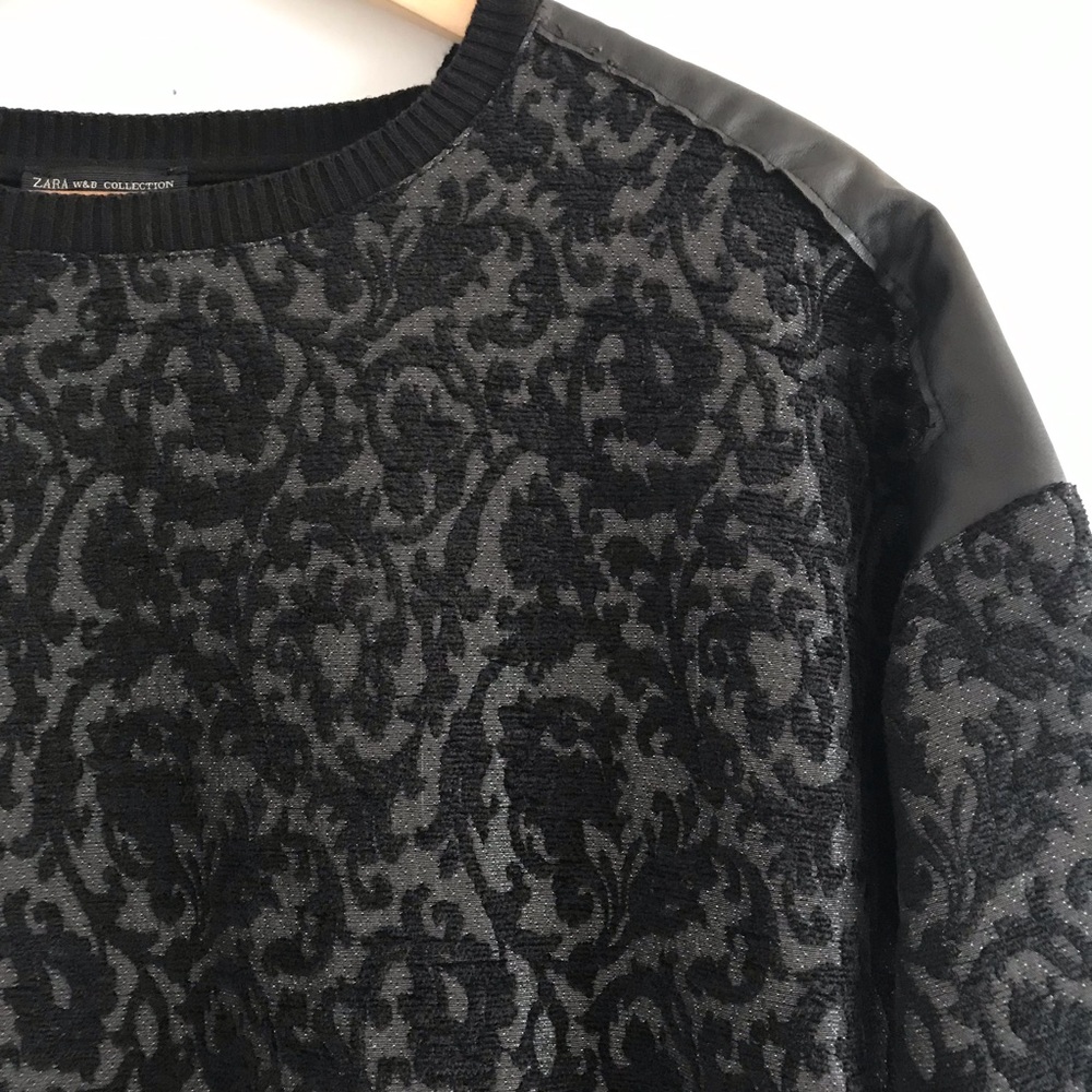 donating ⏰ Zara Black Jacquard Knit Crewneck Sweater • Small - Picture 2 of 6